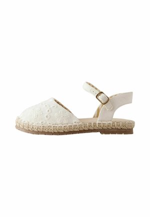 Weiße Espadrille-Sandale mit Blumenstickerei, Knöchelriemen, Schnalle, geflochtener Jutsohle und Gummilaufsohle.