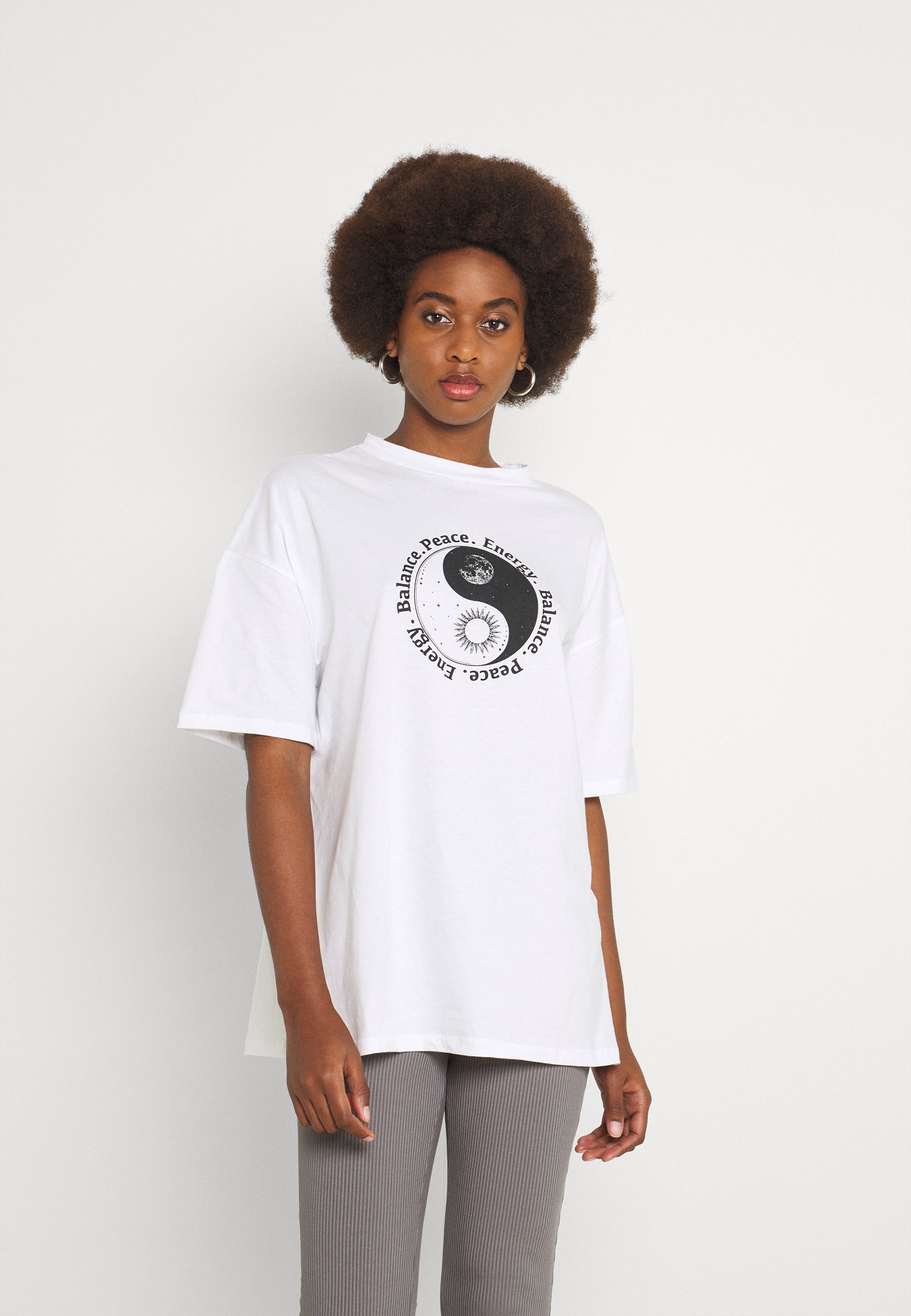 missguided oversized tee