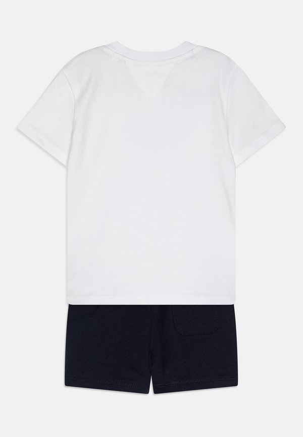 MONOTYPE SET UNISEX - Print T-shirt2