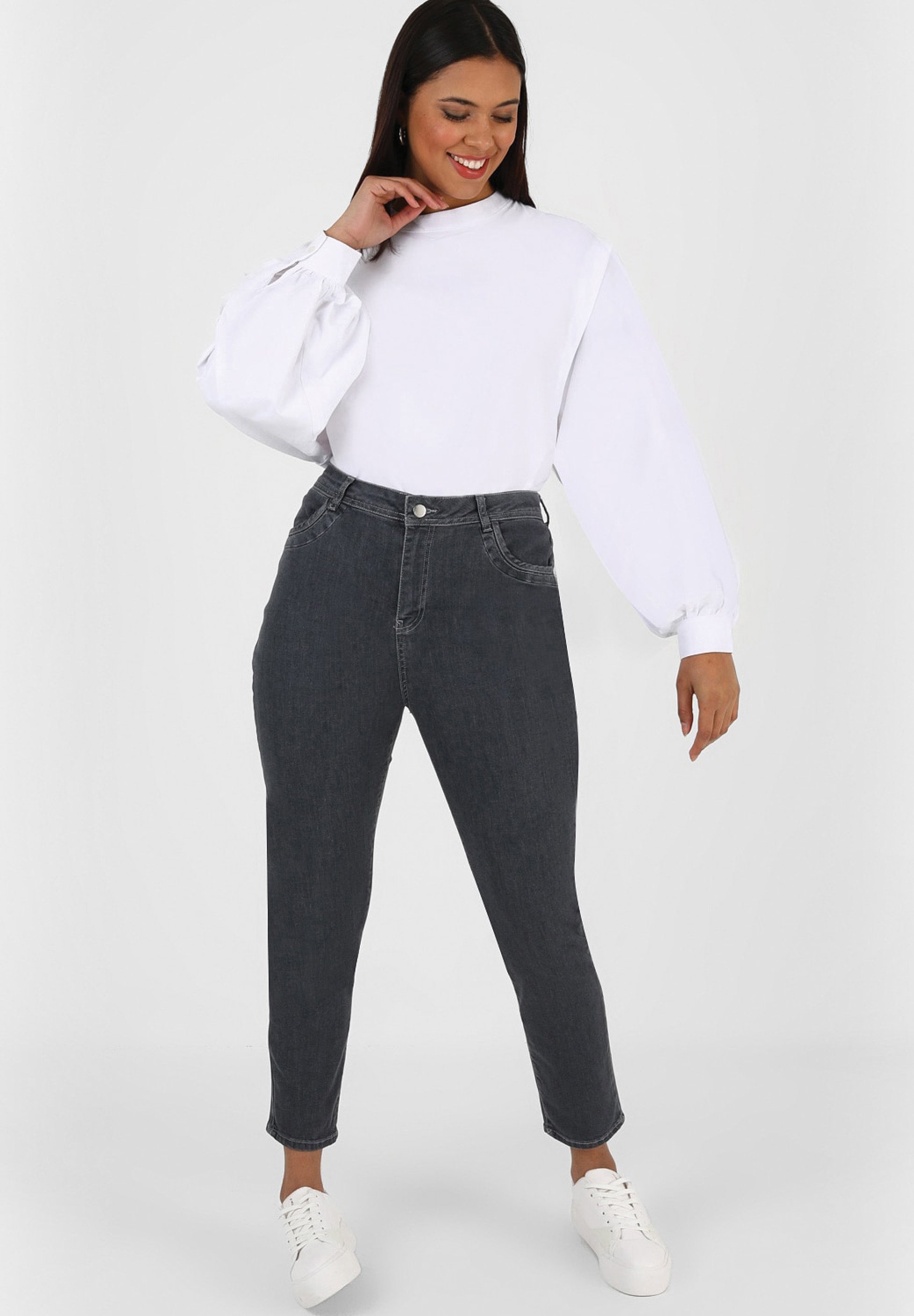 Modanisa PLUS SIZE PANTS - ALIA - Slim fit jeans - light grey/lichtgrijs -  Zalando.nl