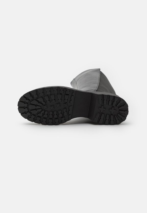 CALLBACK - Platform boots4