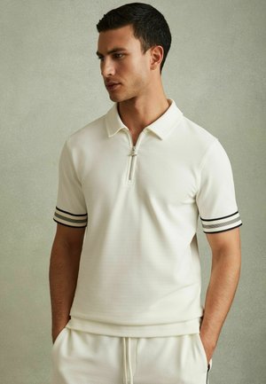 Reiss REGULAR FIT BRISTOL TEXTURED CONTRAST TRIM HALF ZIP - Polo marškinėliai - off white