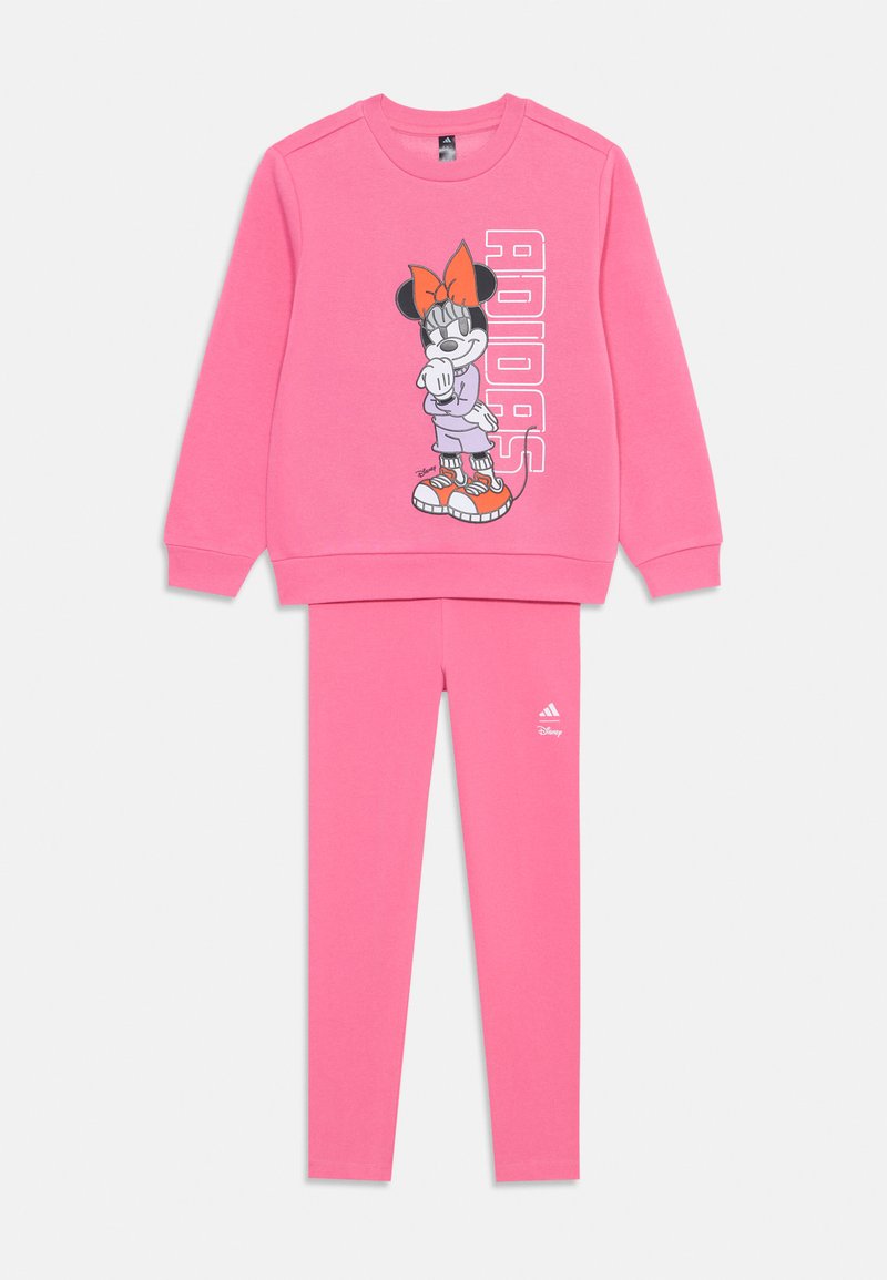 Różowa bluza z kapturem i dopasowane legginsy z grafiką postaci z kreskówki z dużą kokardą. Wykonane z miękkiego materiału z prążkowanymi mankietami.