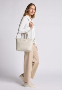 Lazarotti BOLOGNA - Bolso de mano - offwhite