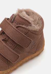 Bisgaard HALE UNISEX - Babyschoenen - brown
