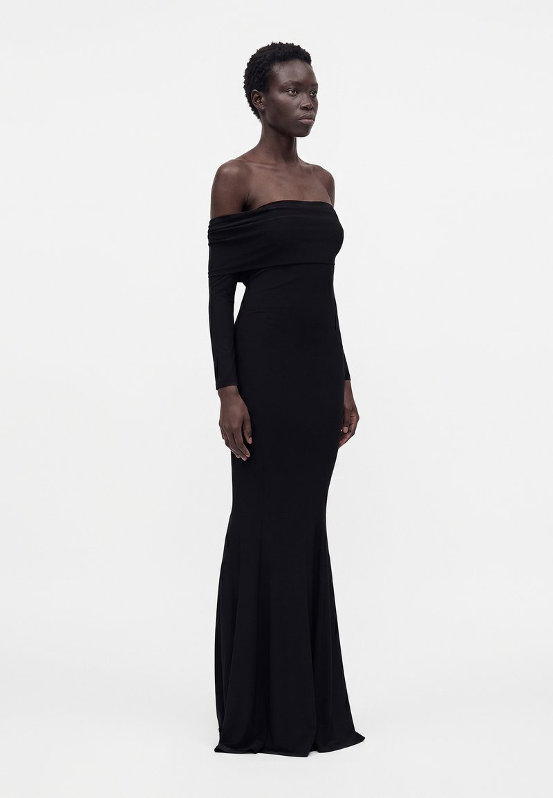 norma kamali off shoulder fishtail dress Norma Kamali Women's Walter Off-The-Shoulder Fishtail Gown - Black And Snow White