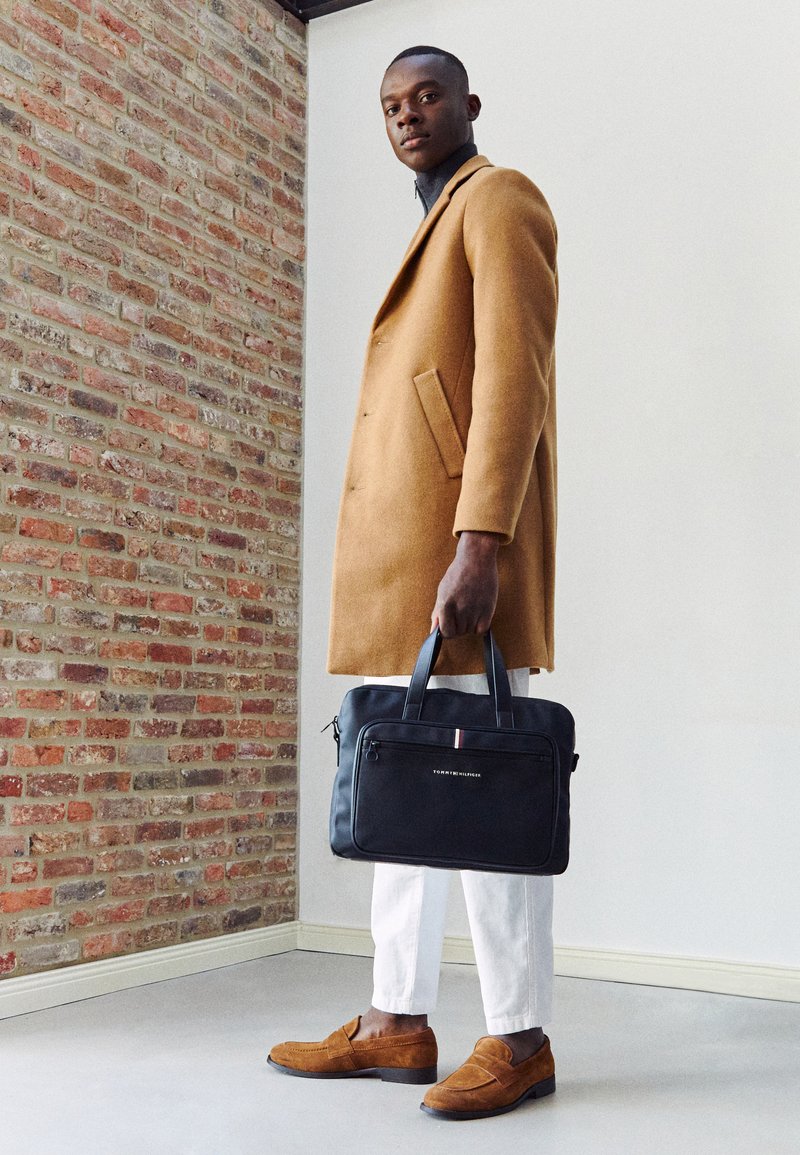 Tommy Hilfiger ESSENTIAL COMPUTER BAG UNISEX - Briefcase - black