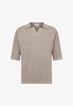 Taupe kortermet strikket poloshirt med teksturert mønster og V-hals.