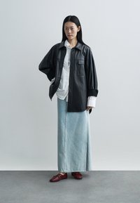 MICHAEL Michael Kors INDY - Balerinke - mulberry