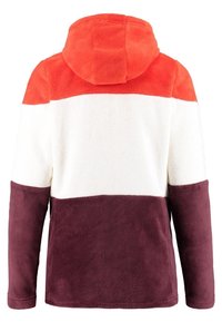 Fleecekappa med färgblock i orange, vitt och burgundy; har en huva och mjuk textur. Baksidan visar långa ärmar och inga stängningar.