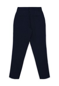 Pantalons bleu marine avec des rayures blanches, avec un design ajusté, des passants de ceinture et deux poches arrière. Tissu lisse avec une finition élégante.
