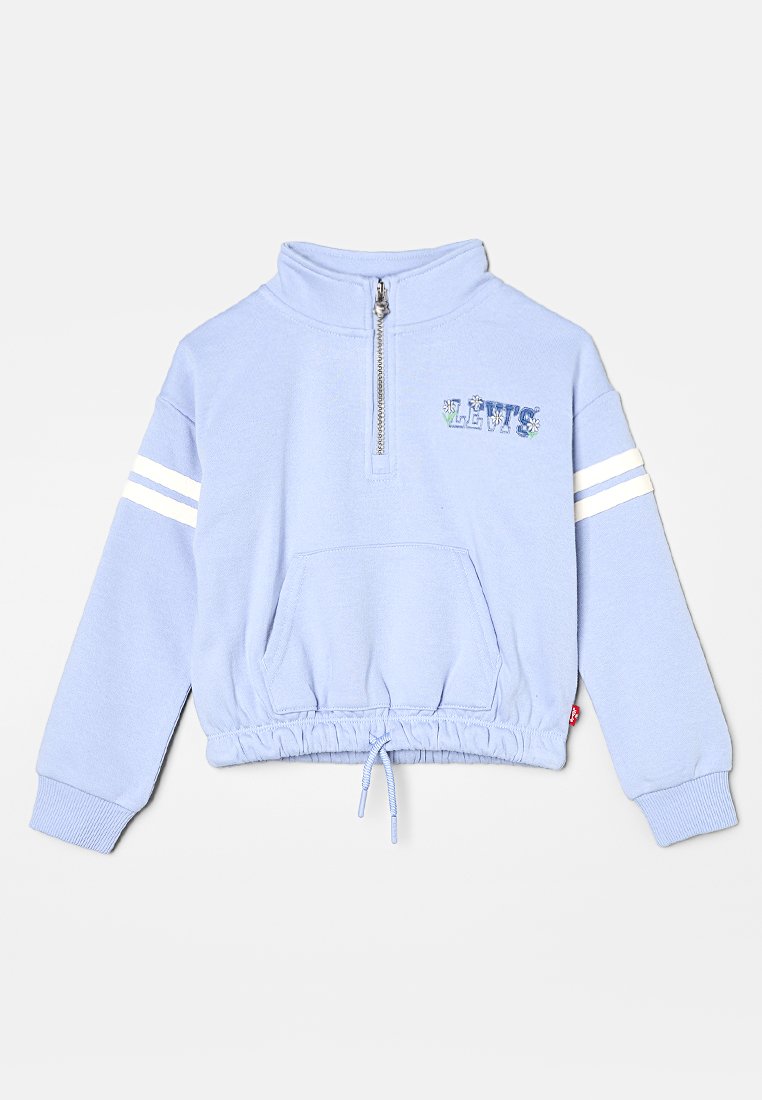 Sweatshirt bleu clair avec un col haut, fermeture éclair quart, bandes blanches sur les manches, poche avant et ourlet froncé avec cordon de serrage.
