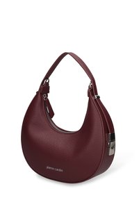 Sac à main en cuir bordeaux avec une forme arrondie, une finition texturée, une poignée courte et un détail en métal argenté près de l'ouverture zippée.