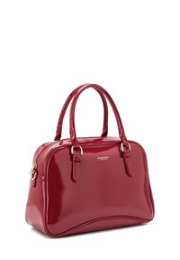 Borsa in pelle lucida rossa con un design strutturato, doppie maniglie, accessori in oro e chiusura a zip. Texture liscia con una finitura elegante.