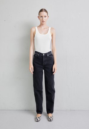 Filippa K, BAGGY TAPERED  - Jean boyfriend - charcoal