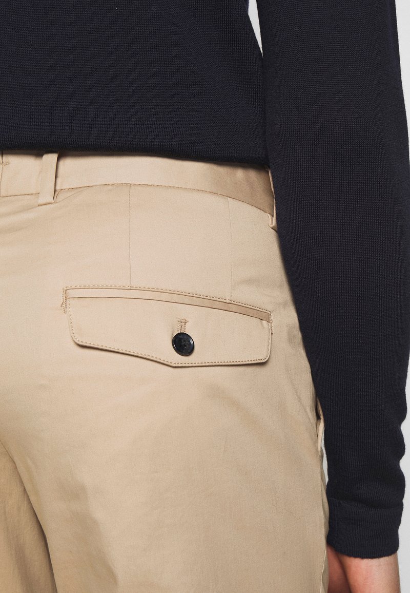 Herren Bekleidung | J.LINDEBERG CHAZE SUPER PANTS Chino sheppard/beige - OI30026 Herren Bekleidung | J.LINDEBERG CHAZE SUPER PANTS Chino sheppard/beige - OI30026