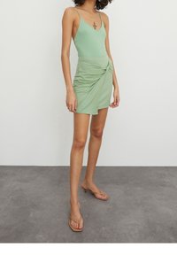 EDITED Wikkelrok - green