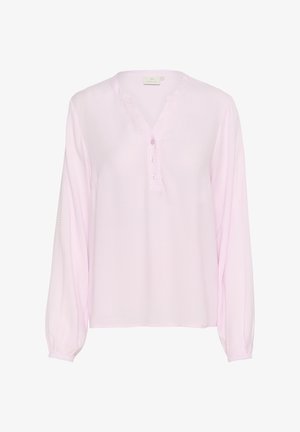 Lichtroze blouse met lange mouwen en een gestructureerd patroon. Heeft een V-hals en een knoopsluiting met vier bijpassende knopen. Ballonmouwen.