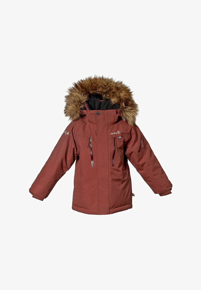 Bordeaux vinterjakke med en faux fur hætte, lynlåslommer og et vandtæt ydre lag. Har en sort inderside og justerbare manchetter.