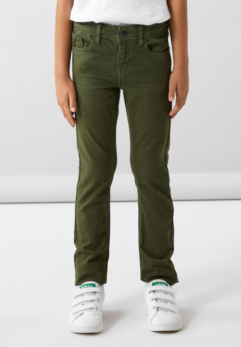 Name it NKMTHEO PANT  - Vaqueros rectos - rifle green