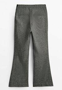 Pantalon femme gris foncé avec un motif chevron subtil, taille élastique et deux poches passepoilées à l'arrière.