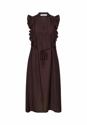 Vestito midi marrone scuro senza maniche con dettagli arricciati sulle spalle, scollatura a V e cintura annodata in vita.
