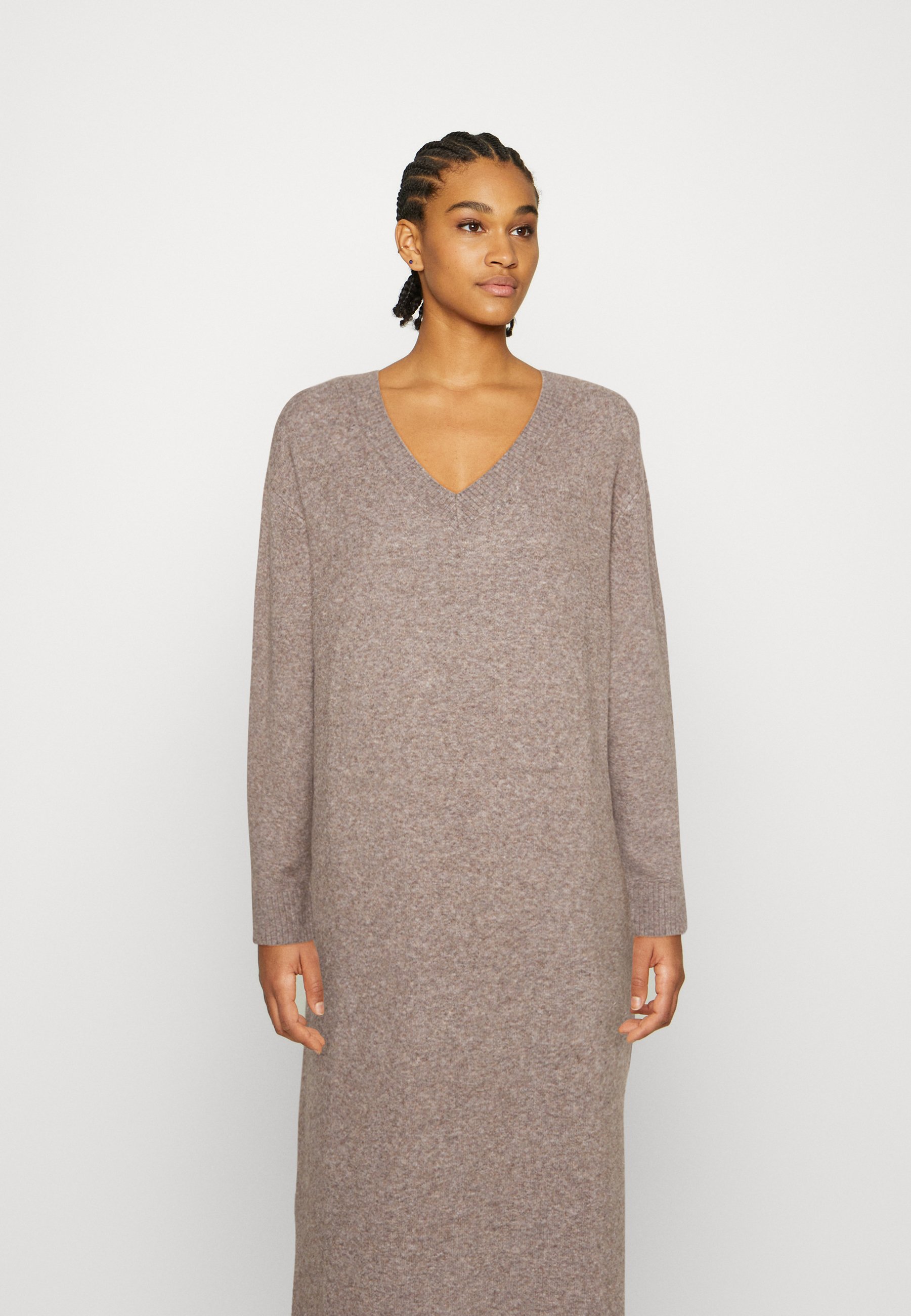 Weekday ELLEN V NECK LONG DRESS 