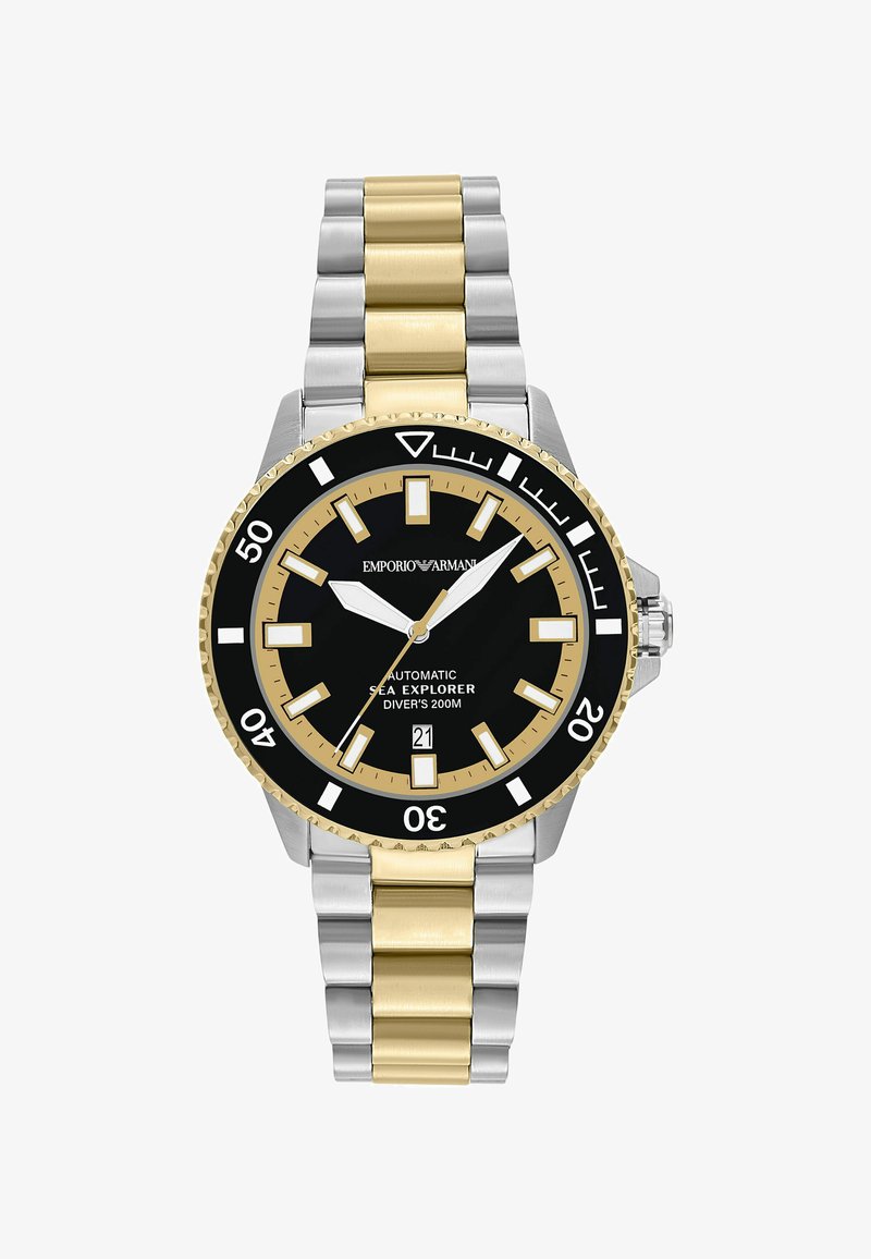 Heren automatisch duikhorloge met een zwarte wijzerplaat, band van goud en zilver roestvrij staal, opvallende uurmarkeringen en een datumaanduiding op 6 uur.