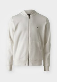 Ej vald, ancient white