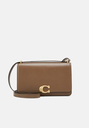 COACH LUXE REFINED BANDIT SHOULDER - Plecu soma - dark stone