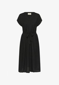 Valitud, pitch black