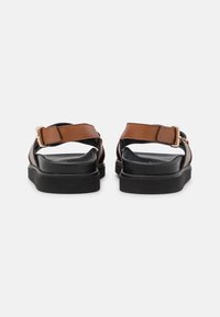 Pavement Sandales - brown