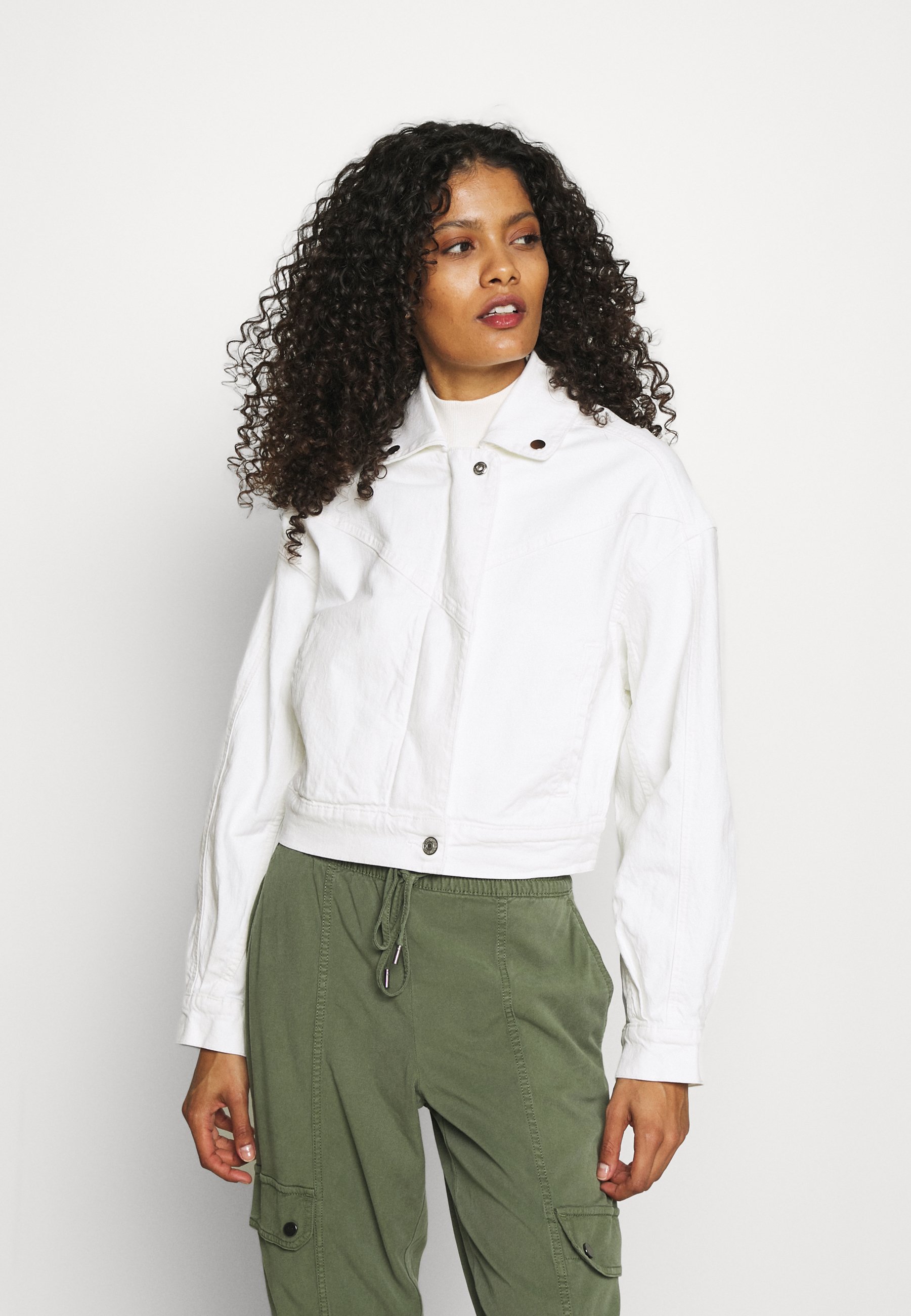 Abercrombie \u0026 Fitch CROPPED PUFF SLEEVE 