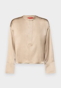 Sélectionné, light brown