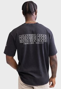 Redefined Rebel MEMPHIS TEE - Camiseta estampada - black