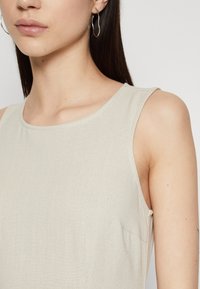 Vero Moda VMDANI OPEN BACK DRESS - Dolga obleka - off-white