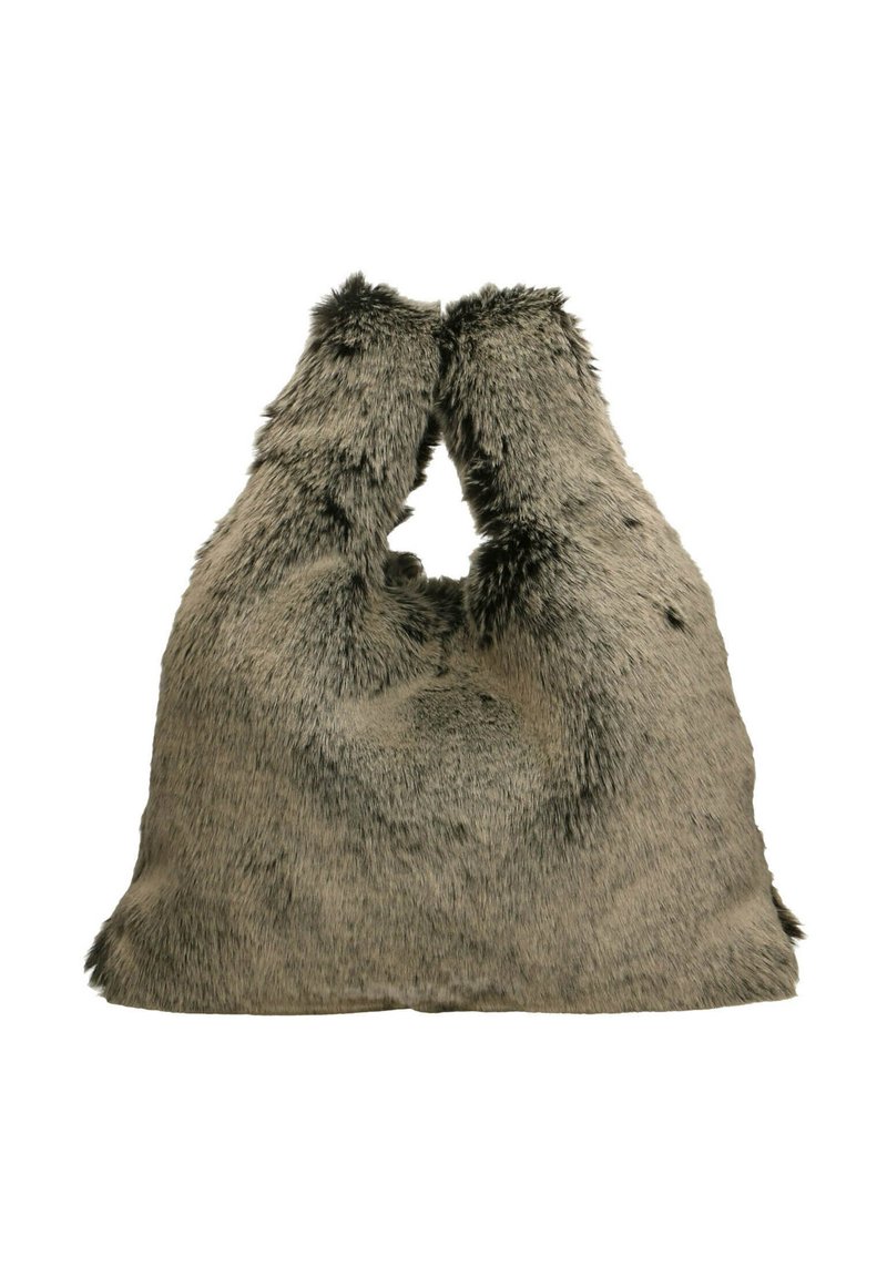 Borsa tote in finta pelliccia grigia con texture morbida, forma unica che presenta due manici nella parte superiore, e variazioni tonali nella pelliccia.