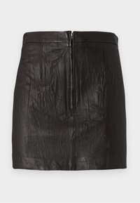 SLFKAMMA CRINCKLE SKIRT - Ādas svārki - dark brown