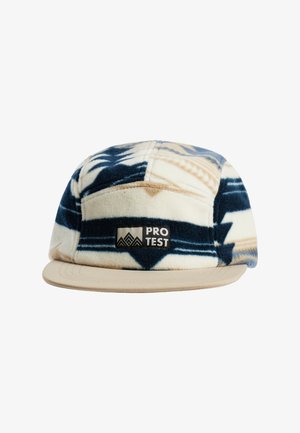 Fleece muts met een patroon in blauw, crème en bruin. Beschikt over een beige rand en een zwart "PRO TEST" logo aan de voorkant.