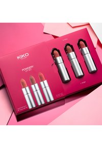 KIKO Milano POWDERY LIP SET - Lip palette - -