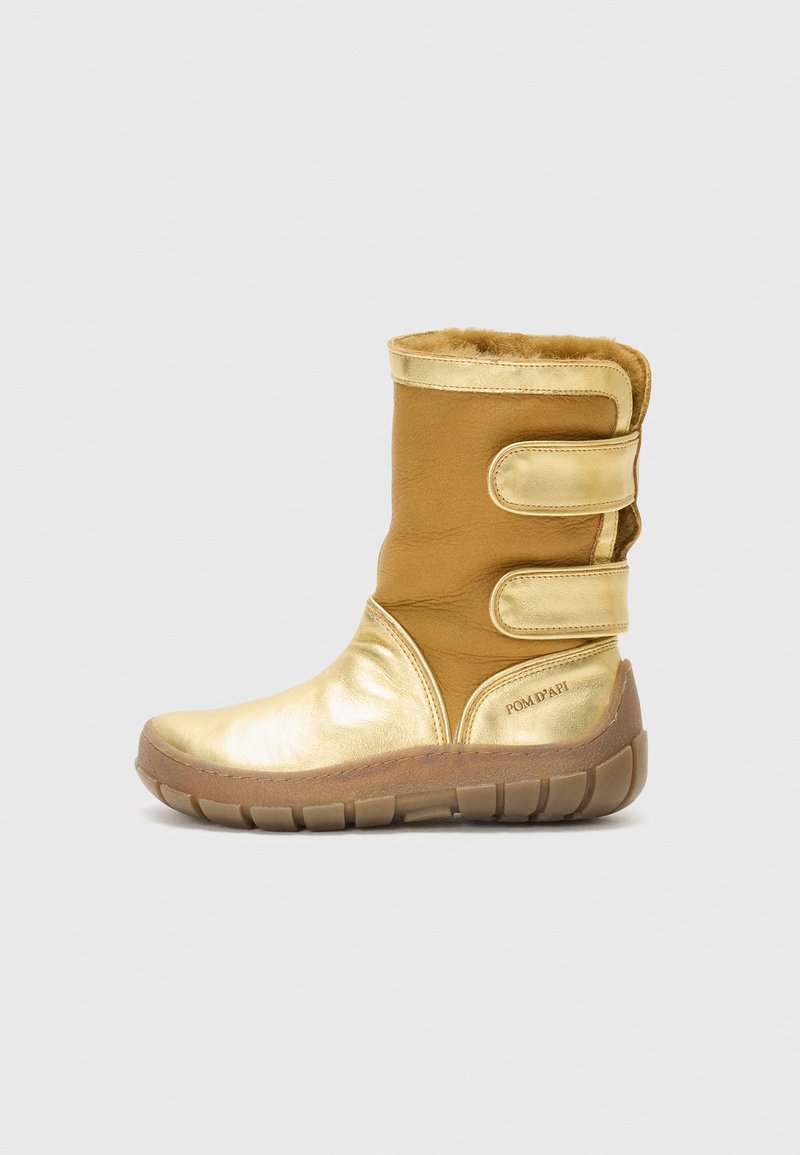 POM D'API Bottes de neige doré
