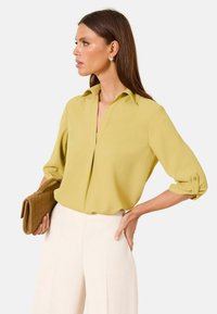 Non selezionato, charteruse green