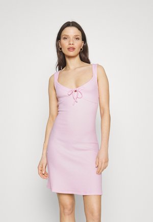 Pieces Petite PCTEGAN STRAP DRESS  - Φόρεμα από ζέρσεϊ - pink lady