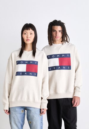 Tommy Jeans FLAG CREW UNISEX - Sudadera - ancient white melange