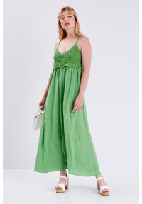 Cache Cache LANGES - Robe longue - vert