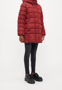 ONLY Petite Vinterfrakke - red