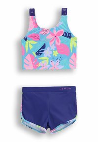 Dwuczęściowy zestaw kąpielowy z niebieską górą w różowe kwiatowe wzory oraz granatowym dołem z kolorowymi akcentami po bokach i logo na pasie.