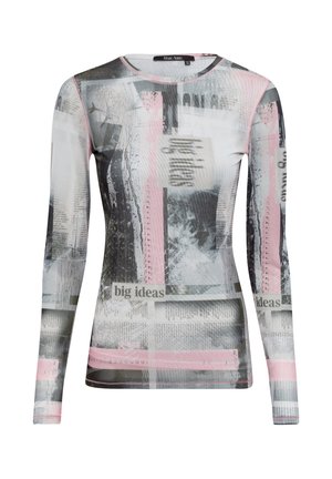 Langärmliges Oberteil mit einer Mischung aus grauen, rosa und weißen Mustern sowie Texteelementen. Hergestellt aus einem glatten, dehnbaren Stoff.