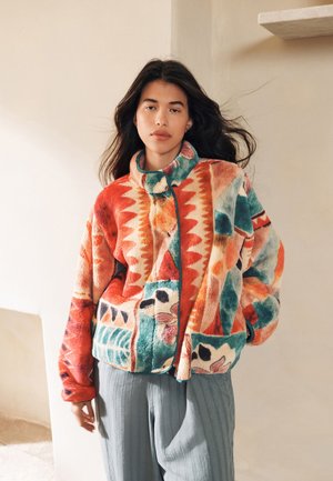 Next REGULAR FIT - BORG  - Polárpulóver - red abstract