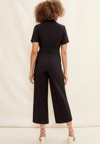 Friends Like These UTILITY BELTED SHORT SLEEVE  REGULAR FIT - Kombinezonas - black